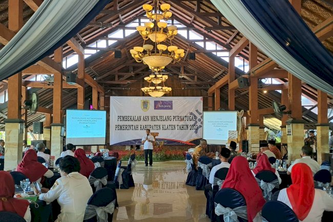 PEMBEKALAN PNS MENJELANG PURNA TUGAS
