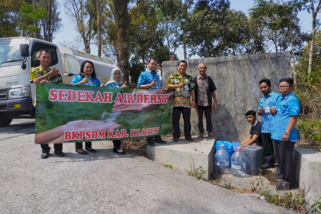 SEDEKAH AIR BERSIH BKPSDM KABUPATEN KLATEN