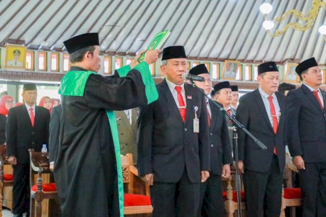 BUPATI KLATEN ADAKAN PELANTIKAN PEJABAT STRUKTURAL  PEMERINTAH KABUPATEN KLATEN