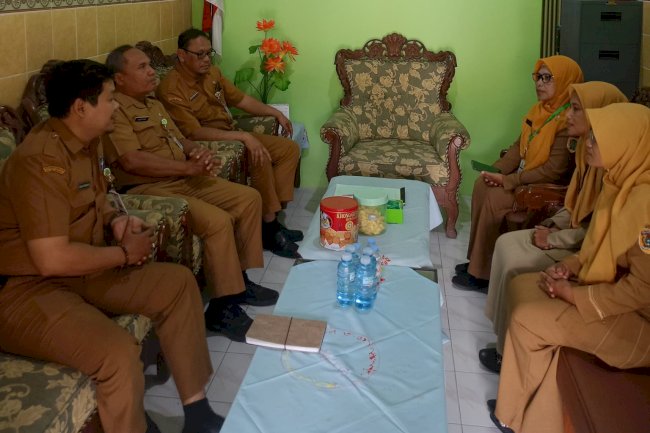 BKPSDM KLATEN SIDAK KE SMP N 1 TRUCUK TEKANKAN KEDISIPLINAN DAN INTEGRITAS  ASN