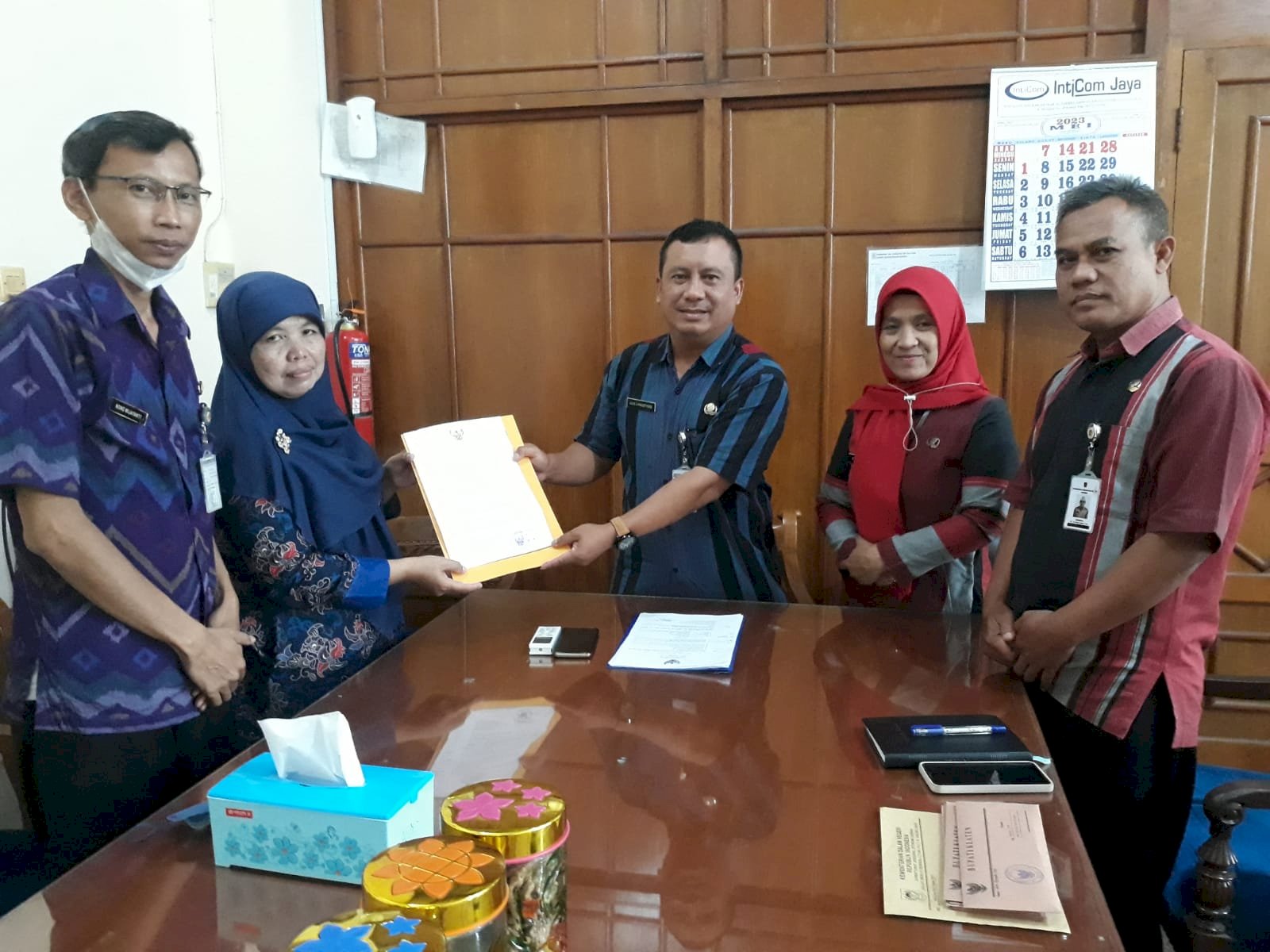 PENYERAHAN SK PENEMPATAN MUTASI MASUK PNS KE KABUPATEN KLATEN